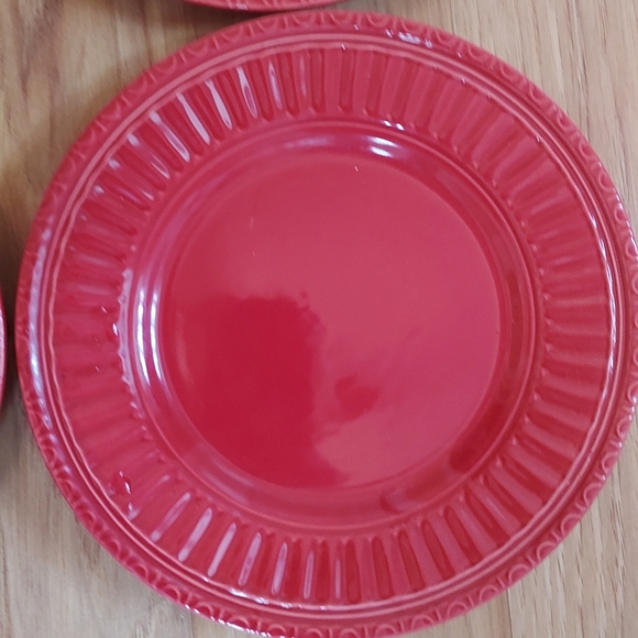 JC Penney Italiana Red Dessert Salad Plates Ribbed Rim 7.5 Inches - Picture 3 of 8